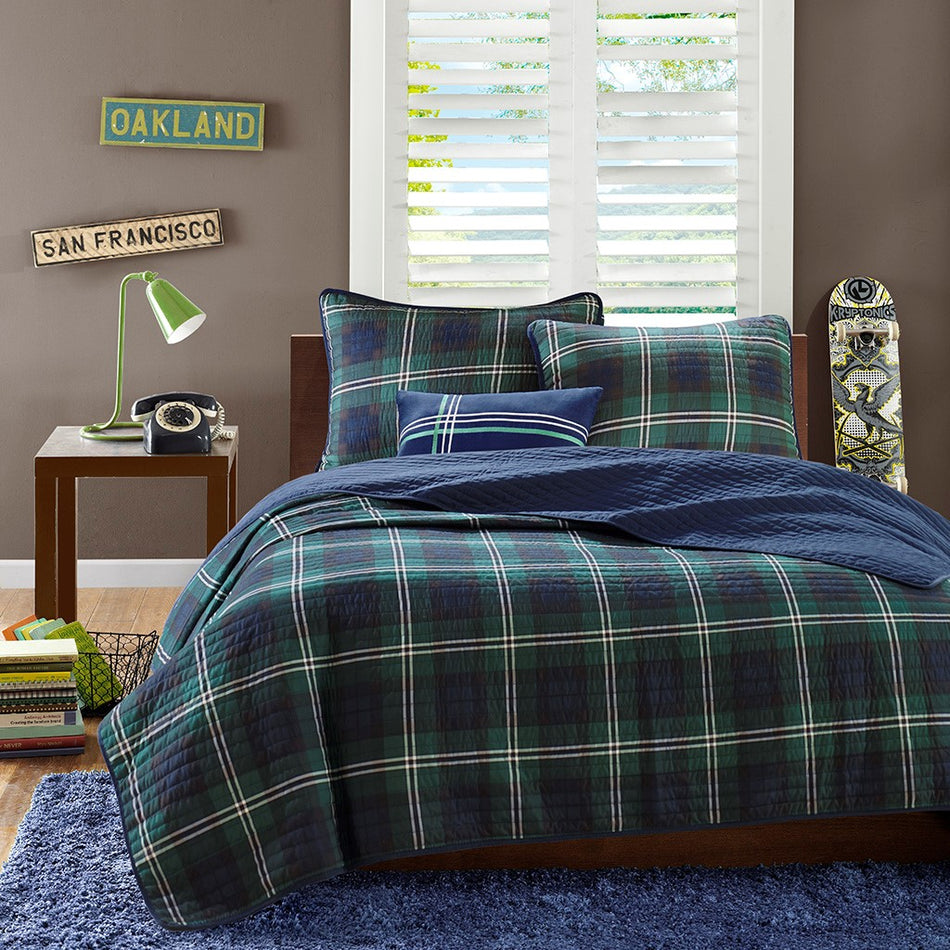 Brody Reversible Quilt Set with Throw Pillow - Blue - Full Size / Queen Size
