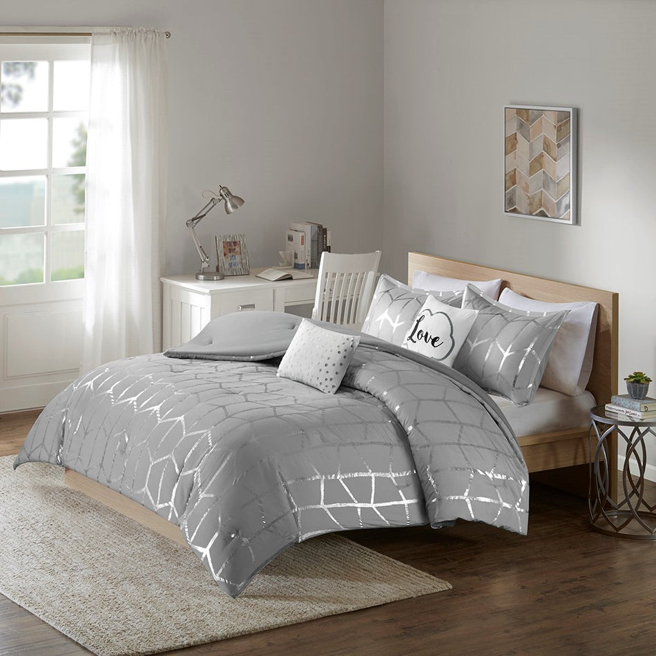 Intelligent Design Raina Metallic Printed Comforter Set - Grey / Silver - Full Size / Queen Size