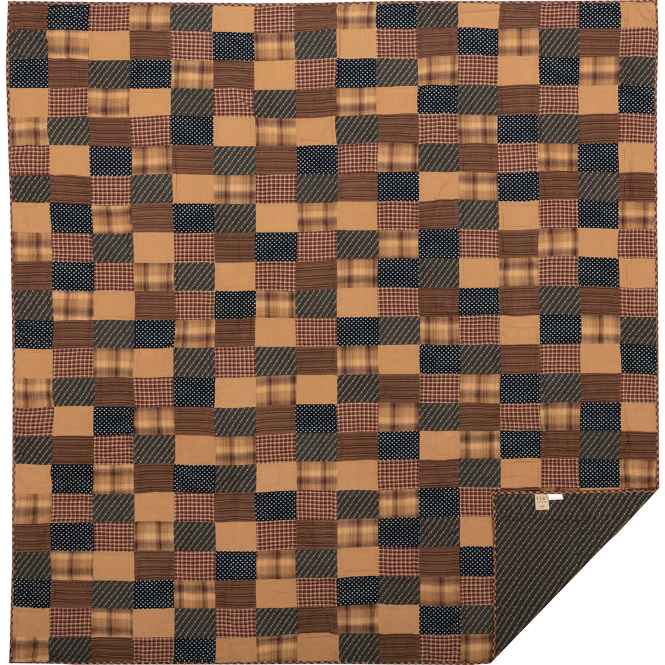 Mayflower Market Patriotic Patch Queen Quilt Set; 1-Quilt 94Wx94L w/2 Shams 21x27 By VHC Brands