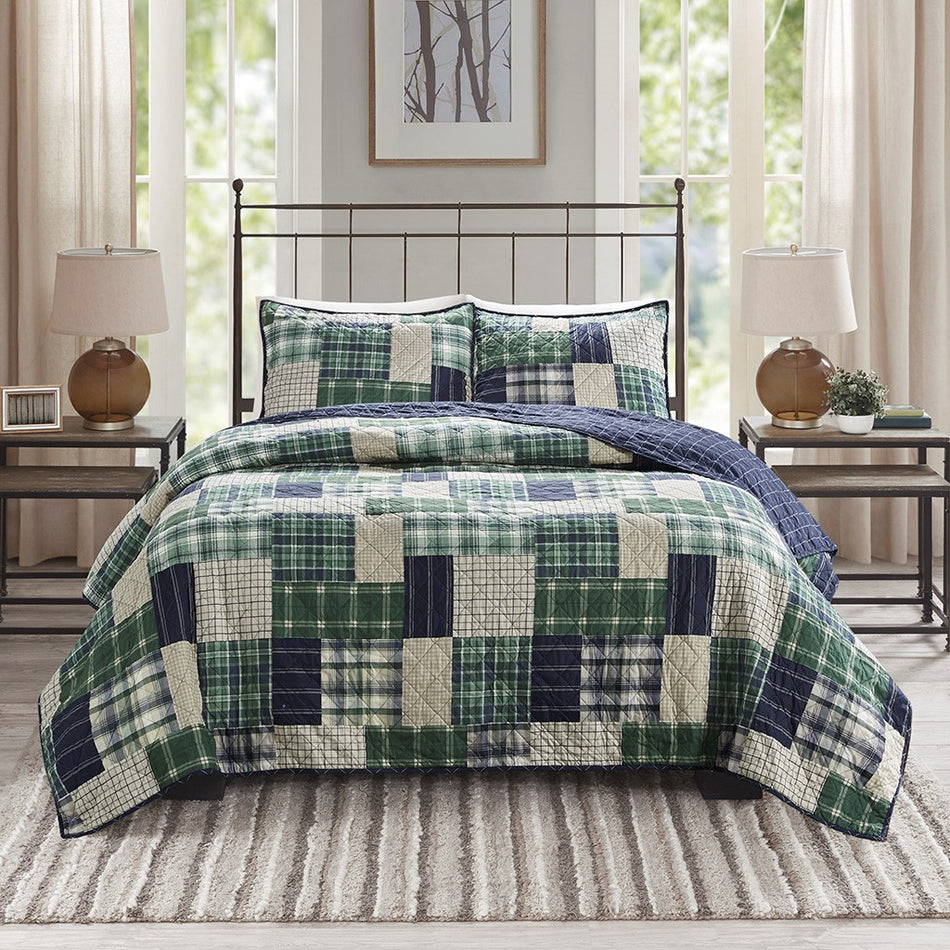 Timber 3 Piece Reversible Printed Quilt Set - Green / Navy - Full Size / Queen Size