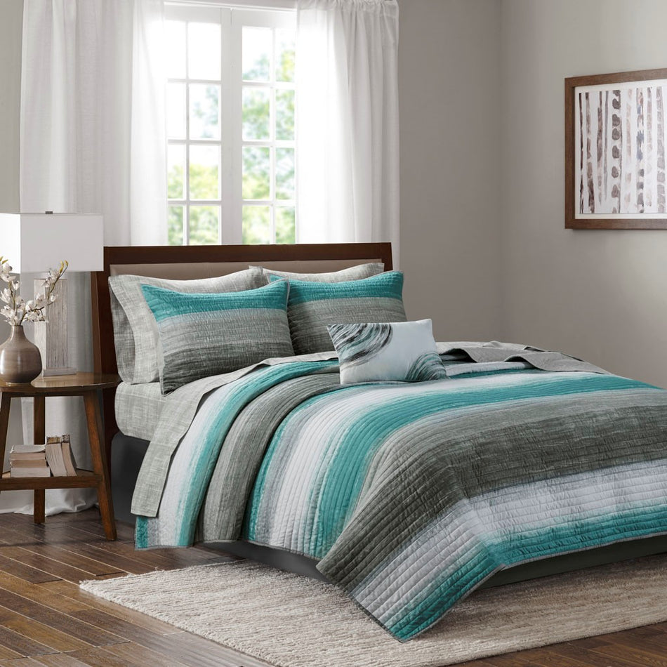 Madison Park Essentials Saben 8 Piece Quilt Set with Cotton Bed Sheets - Aqua - Cal King Size