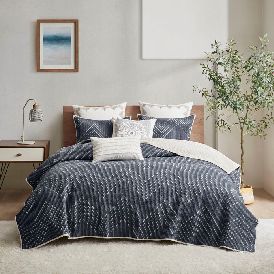 Pomona 3 Piece Embroidered Cotton Quilt Set - Navy - Full Size / Queen Size