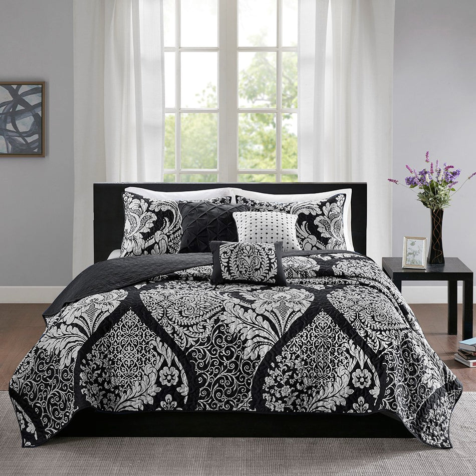 Vienna 6 Piece Printed Cotton Quilt Set with Throw Pillows - Black - Full Size / Queen Size