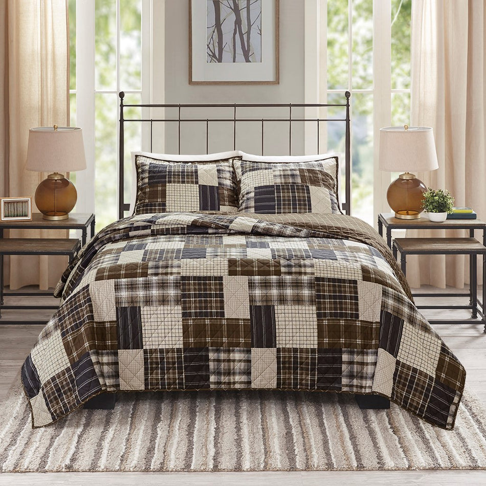 Timber 3 Piece Reversible Printed Quilt Set - Black / Brown - King Size / Cal King Size