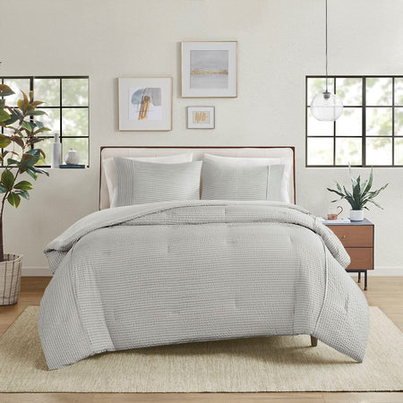 Beautyrest Apollo 3 Piece Striped Seersucker Oversized Comforter Set - Gray - King Size / Cal King Size - BR10-3845