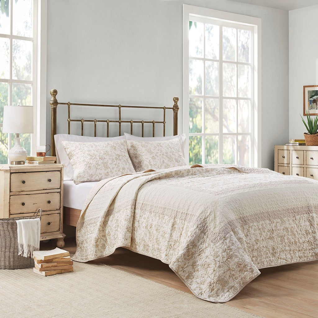 Madison Park Amber 3 Piece Reversible Cotton Coverlet Set - Cream / Blush - King Size / Cal King Size