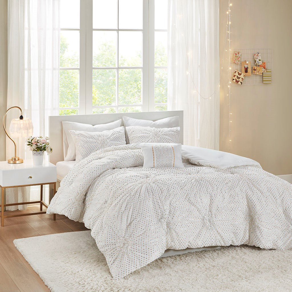 Intelligent Design Claire Metallic Printed Ruched Comforter Set - White - Full Size / Queen Size