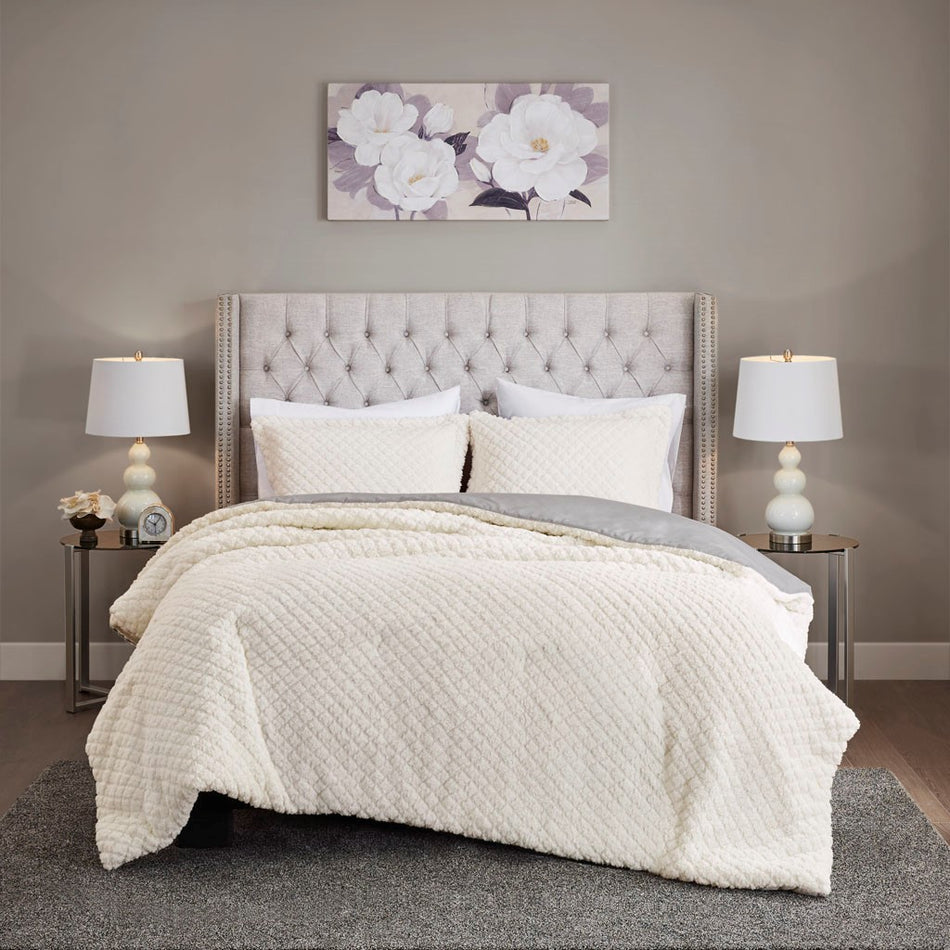 Adler Reversible Textured Sherpa to Faux Mink Comforter Set - Ivory / Grey - Full Size / Queen Size