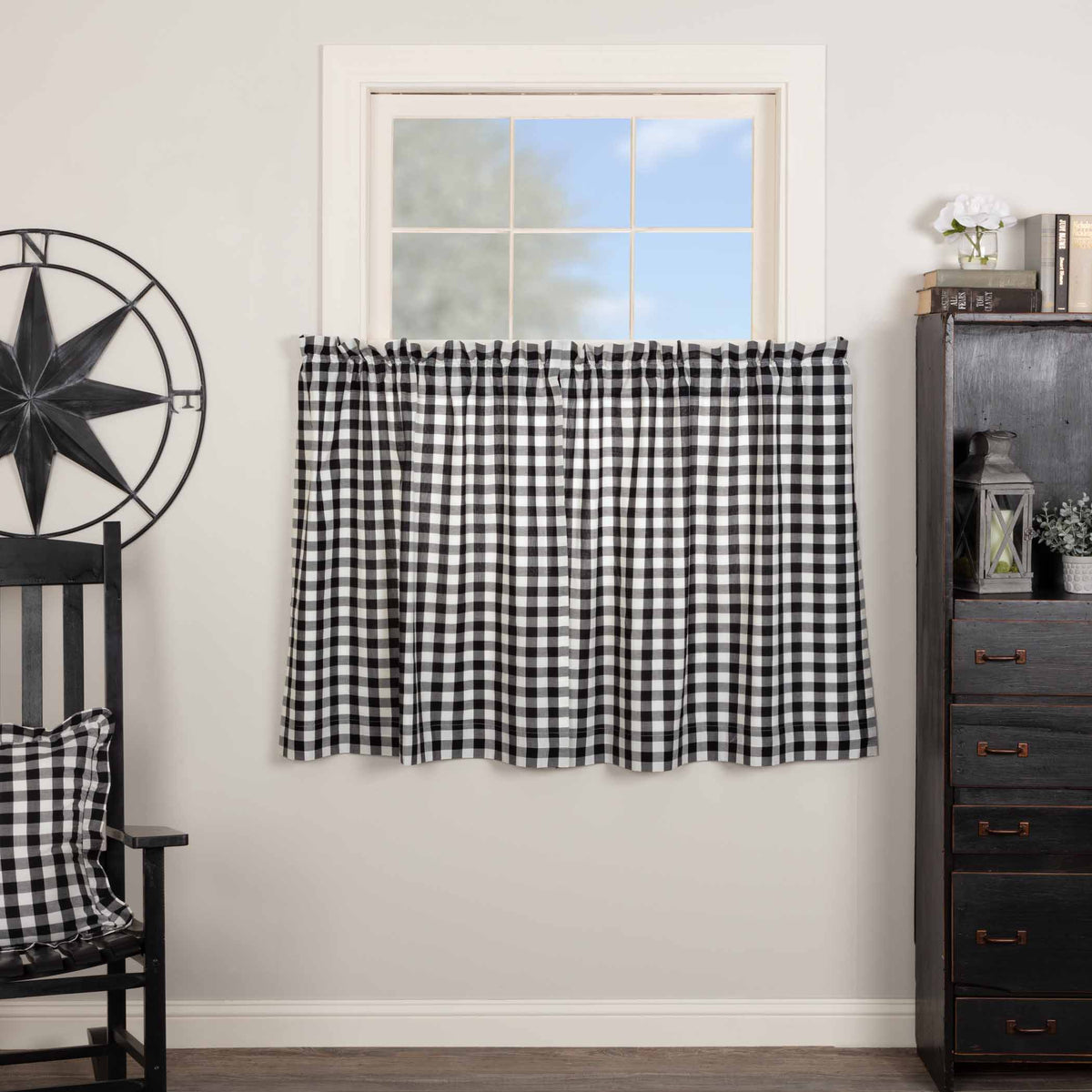 April & Olive Annie Buffalo Black Check Tier Set of 2 L36xW36 By VHC Brands