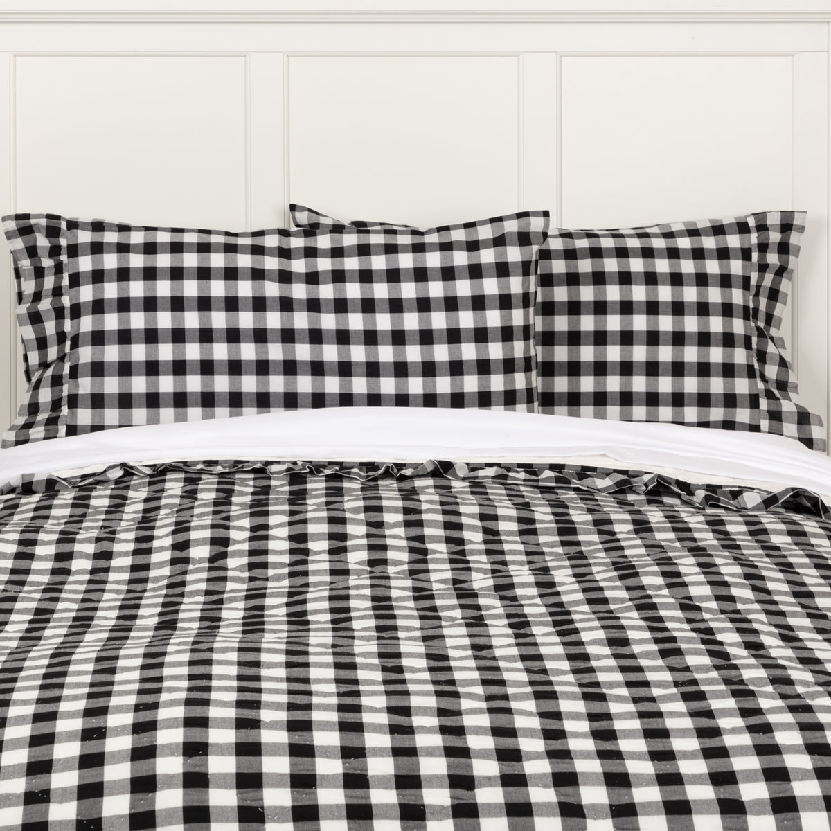 April & Olive Annie Buffalo Black Check Standard Pillow Case Set of 2 21x30+4 By VHC Brands
