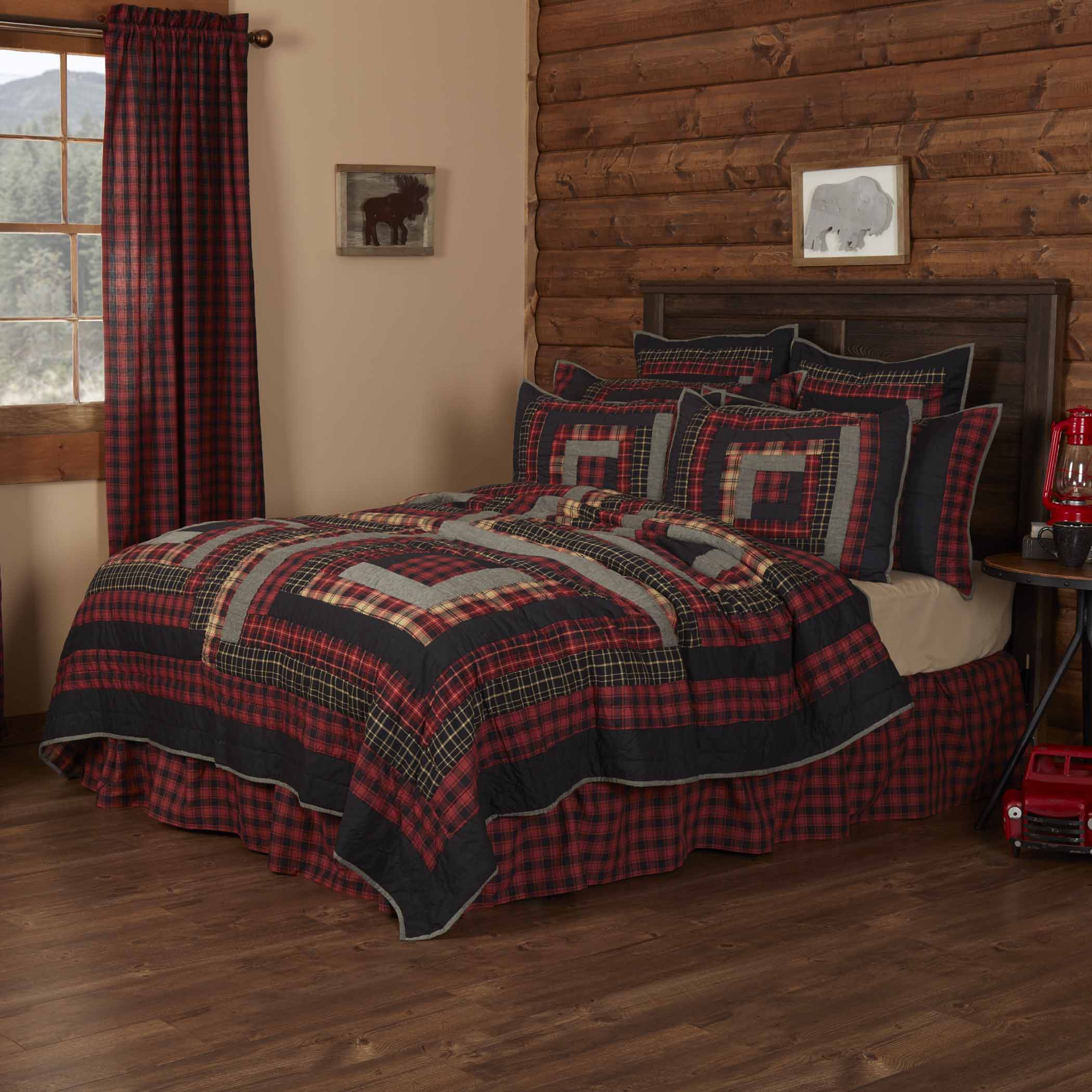 Oak & Asher Cumberland California King Quilt Set; 1-Quilt 130Wx115L w/2 Shams 21x37 By VHC Brands