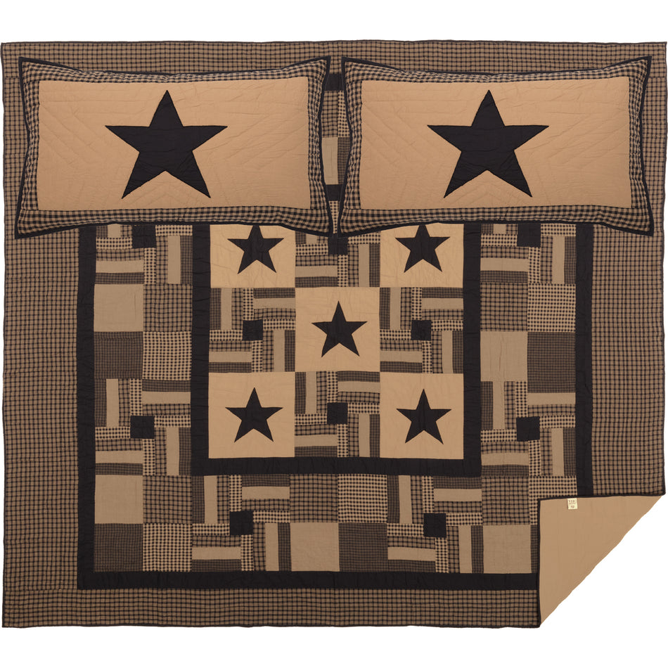 Mayflower Market Black Check Star California King Quilt Set; 1-Quilt 130Wx115L w/2 Shams 21x37 By VHC Brands