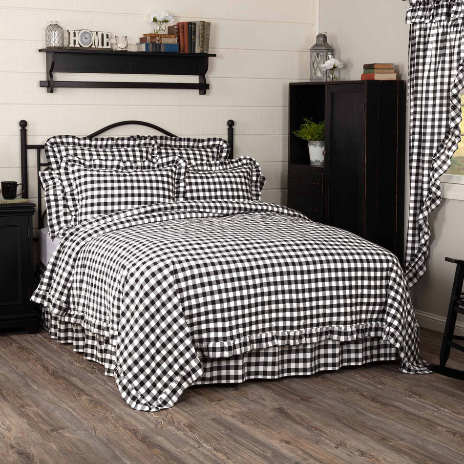 April & Olive Annie Buffalo Black Check Ruffled Queen Quilt Coverlet 90Wx90L By VHC Brands