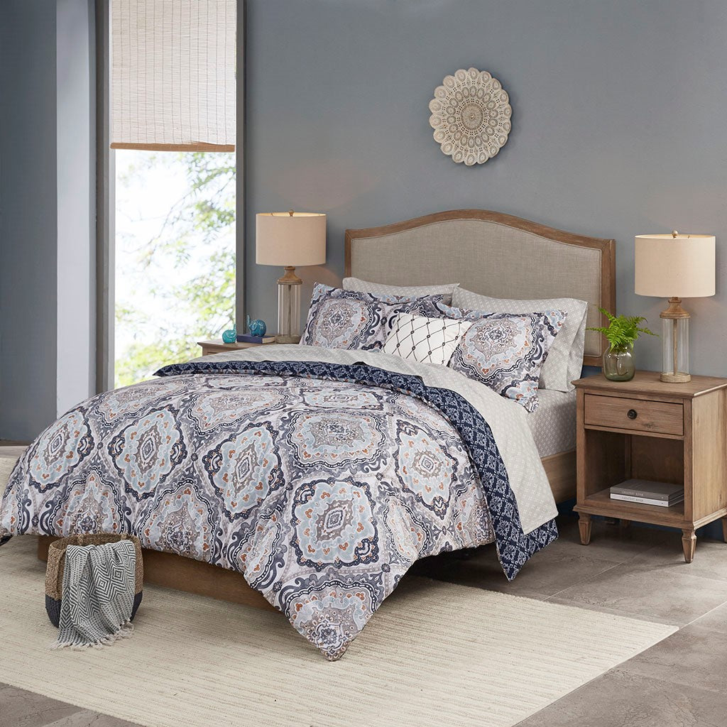 Madison Park Essentials Titus Reversible 8 Piece Comforter Set with Bed Sheets - Navy - Full Size