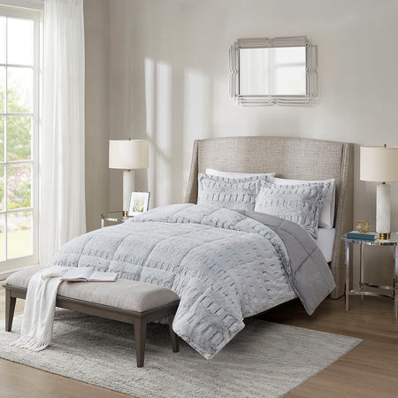 Madison Park Gia Back Print Long Fur Comforter Mini Set - Grey - Full Size / Queen Size