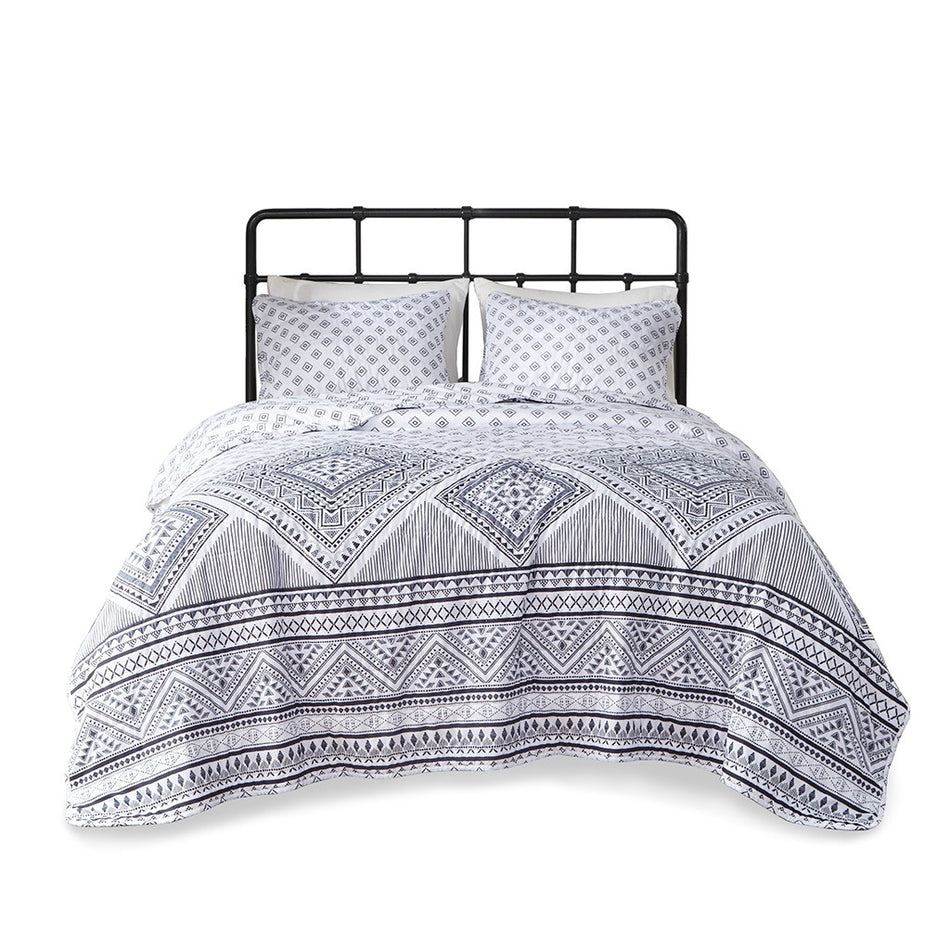 Camila Reversible Quilt Set - Black / White - Full Size / Queen Size