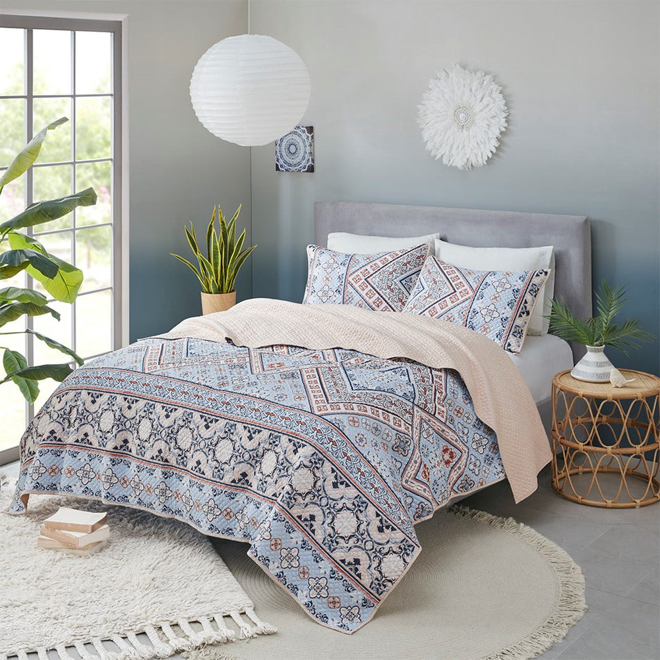 Madison Park Anisa 3 Piece Printed Microfiber Reversible Coverlet Set - Blue / Blush - Full Size / Queen Size