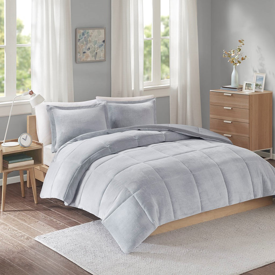 Intelligent Design Carson Reversible Frosted Print Plush to Heathered Micofiber Comforter Set - Grey - King Size / Cal King Size