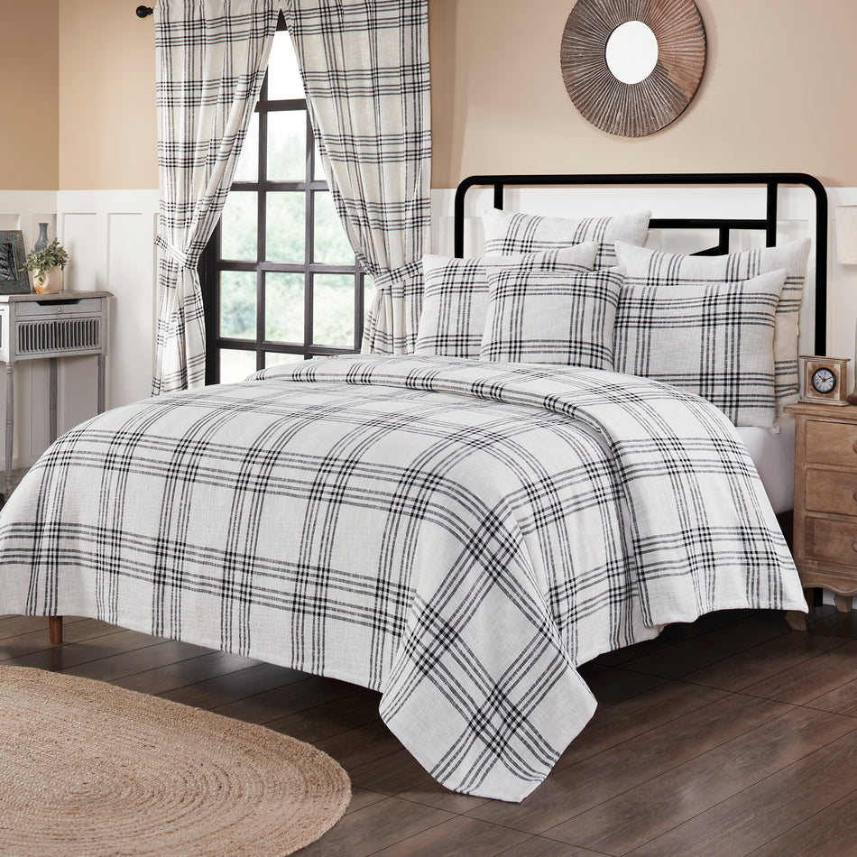 Black Plaid Queen Coverlet 94x94