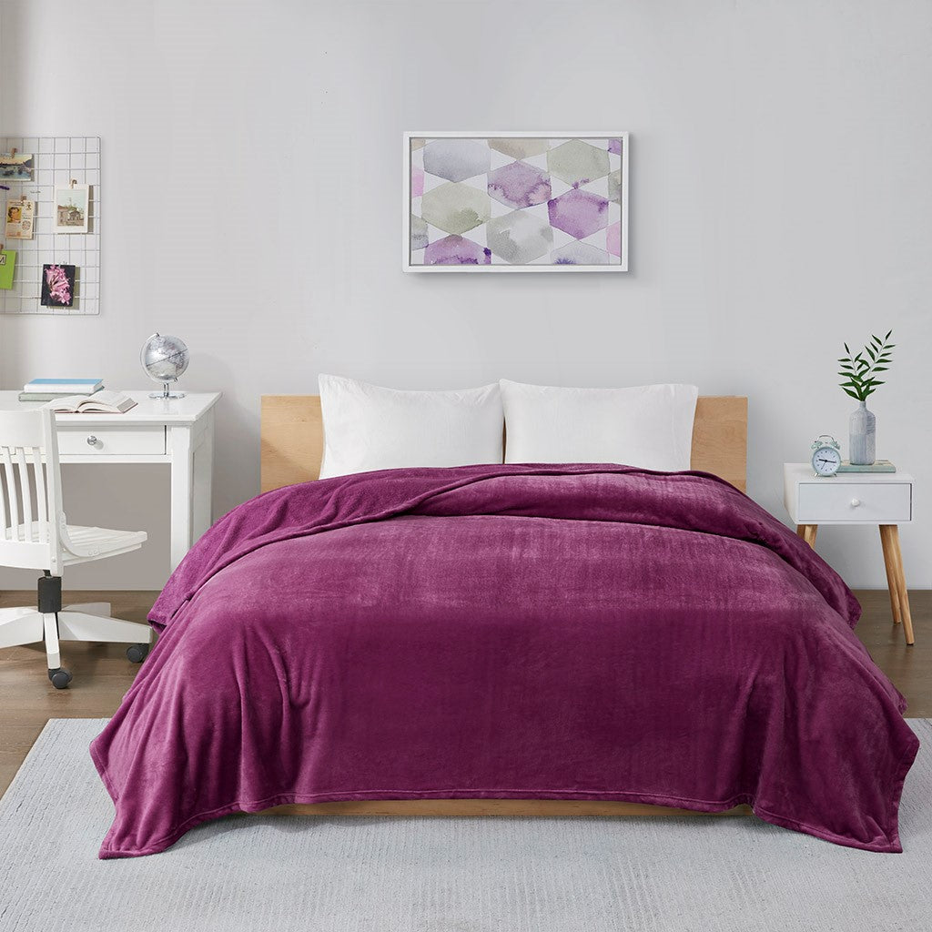 Intelligent Design Microlight Plush Oversized Blanket - Purple - King Size