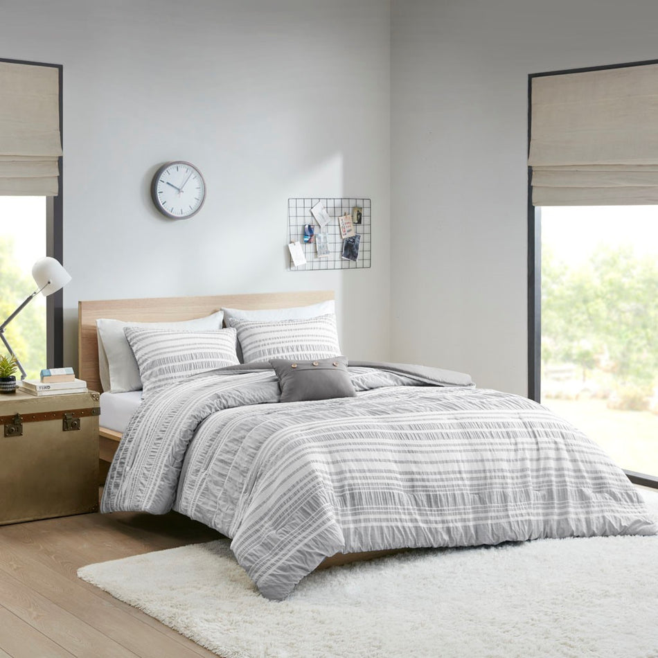 Intelligent Design Lumi Striped Comforter Set - Grey - Twin Size / Twin XL Size