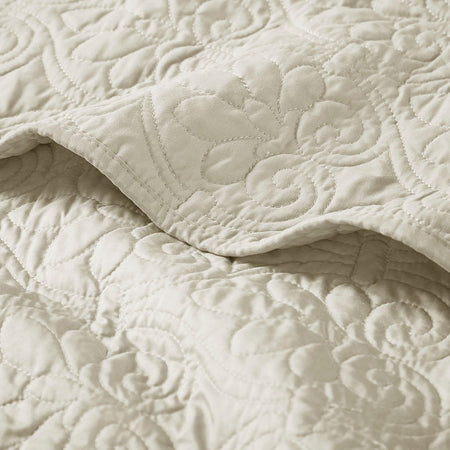 Madison Park Quebec Oversized Quilted Throw - Ivory - 60x70"