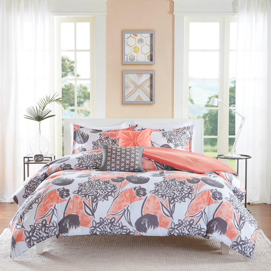 Marie Comforter Set - Coral - Full Size / Queen Size