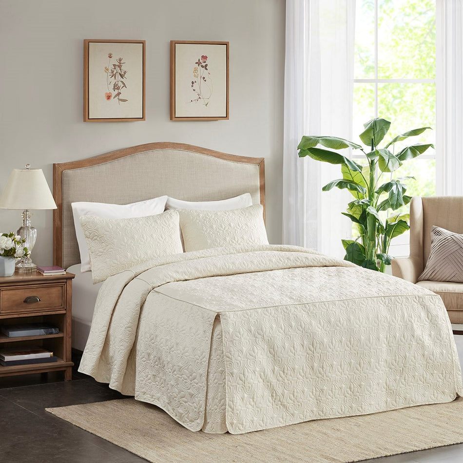Madison Park Quebec 3 Piece Fitted Bedspread Set - Cream - King Size