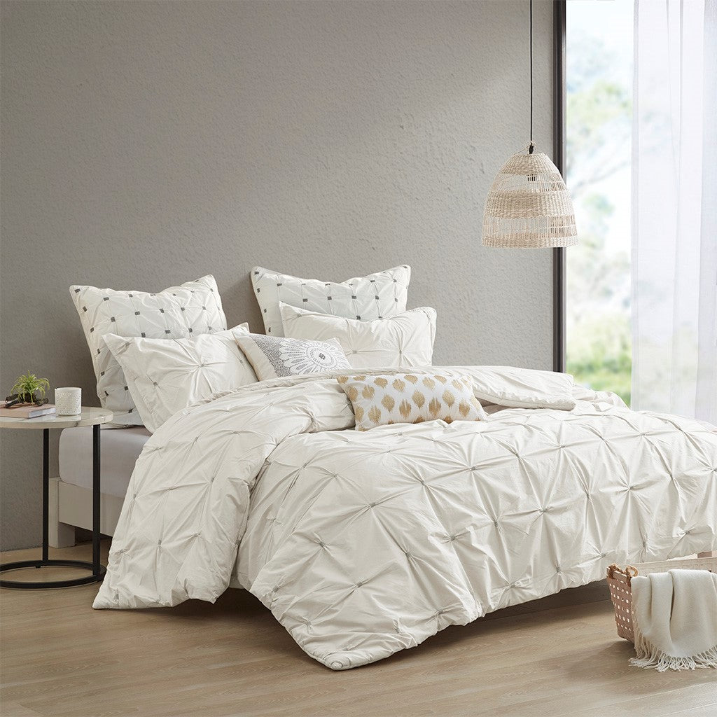INK+IVY Masie 3 Piece Elastic Embroidered Cotton Comforter Set - White - King Size / Cal King Size