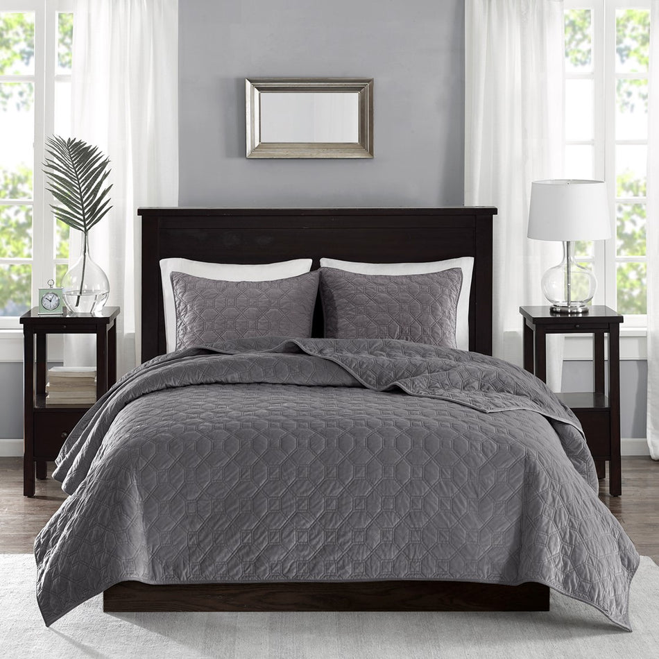 Harper 3 Piece Velvet Quilt Set - Grey - King Size / Cal King Size