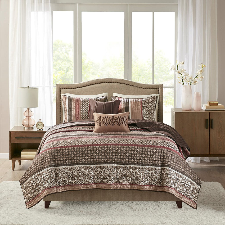 Princeton 5 Piece Jacquard Quilt Set with Throw Pillows - Red - Full Size / Queen Size