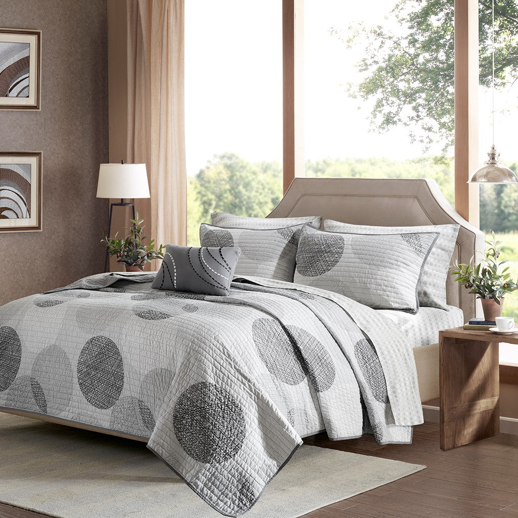 Madison Park Essentials Knowles 8 Piece Quilt Set with Cotton Bed Sheets - Grey - Cal King Size