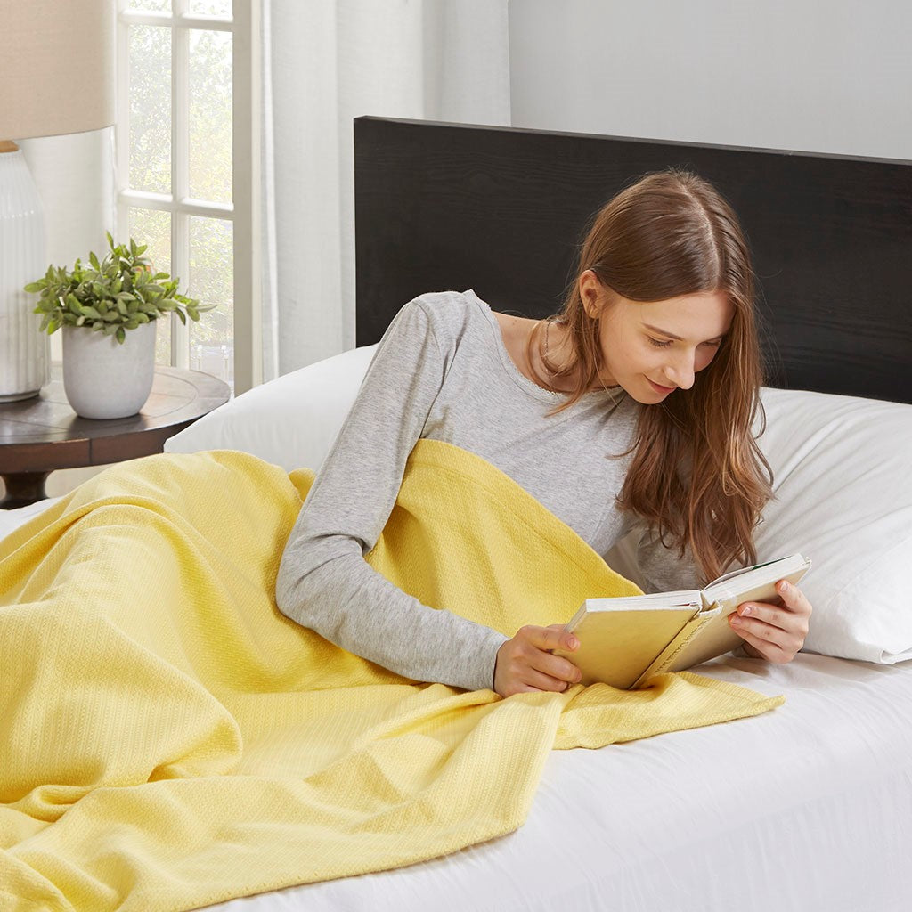 Madison Park Liquid Cotton Blanket - Yellow - Full Size / Queen Size